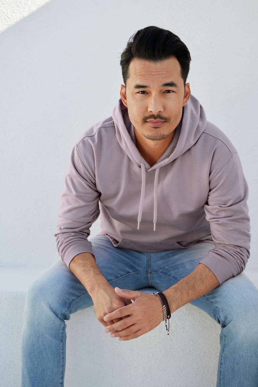 Duksa s Kapuljačom s Tiskom i Klokan Džepom Gildan