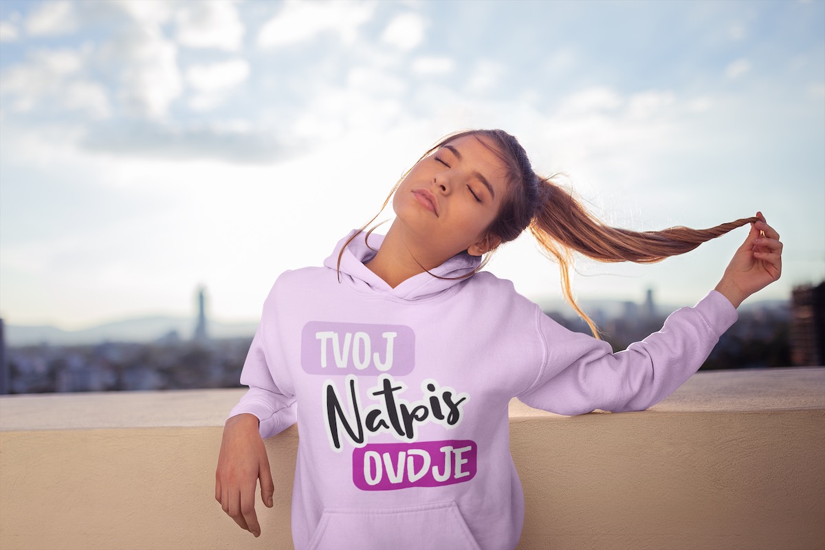 Dukserica s natpisom Naj sestra na puppynator.hr