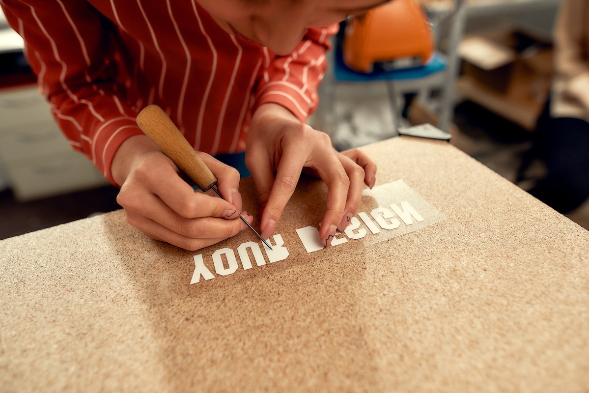 Uklanjanje viška folije - Flex tisak