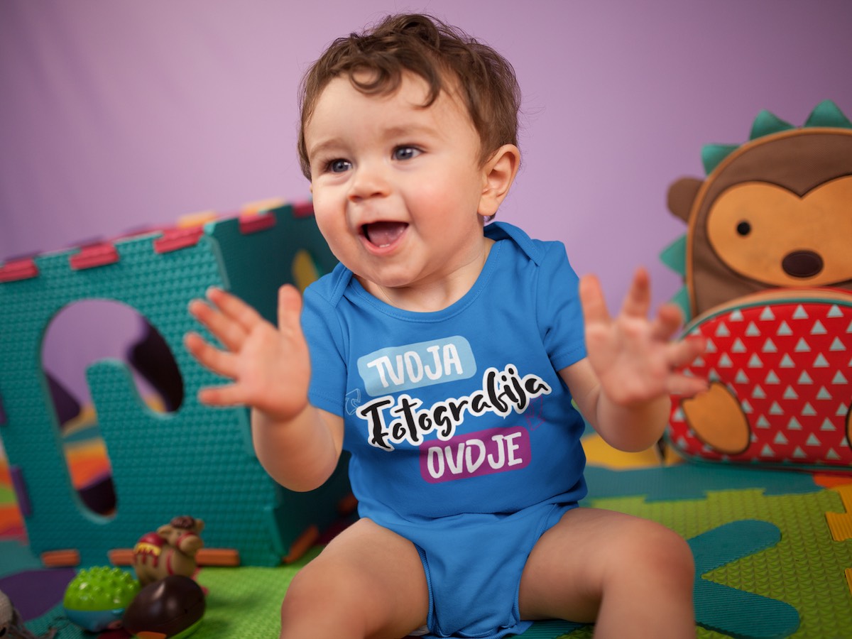 Dječji bodi s fotografijom otisnuti ćeš na puppynator.hr