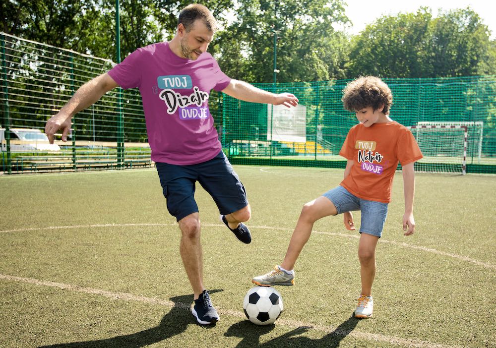 Nogometni dres s tiskom po želji na puppynator.hr